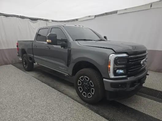 2025 Ford F-350 Platinum