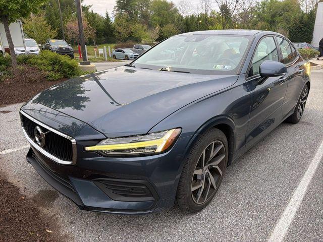 2019 Volvo S60 T5 Momentum