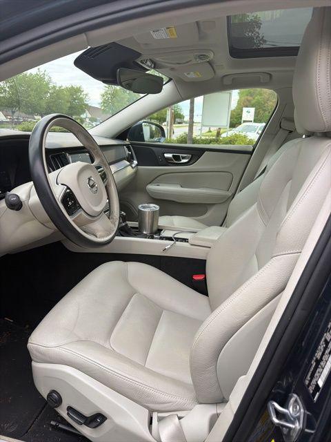 2019 Volvo S60 T5 Momentum
