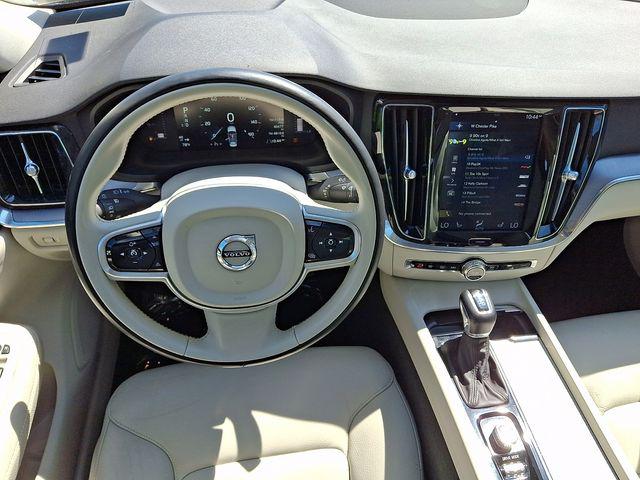 2019 Volvo S60 T5 Momentum