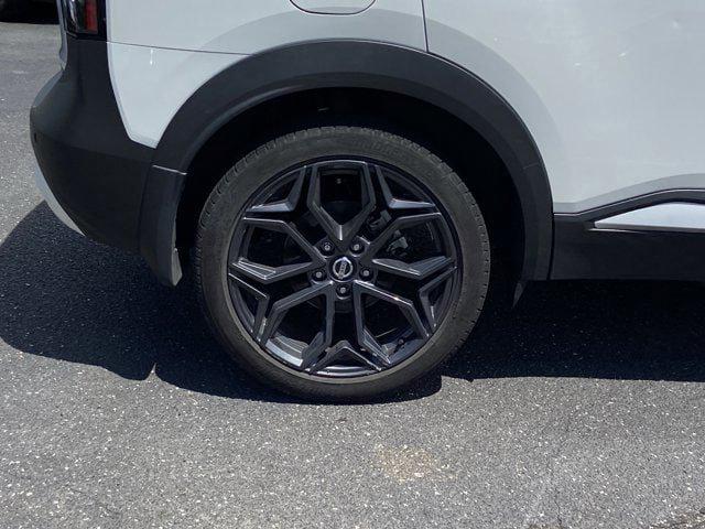 2025 Nissan Kicks SR Intelligent AWD