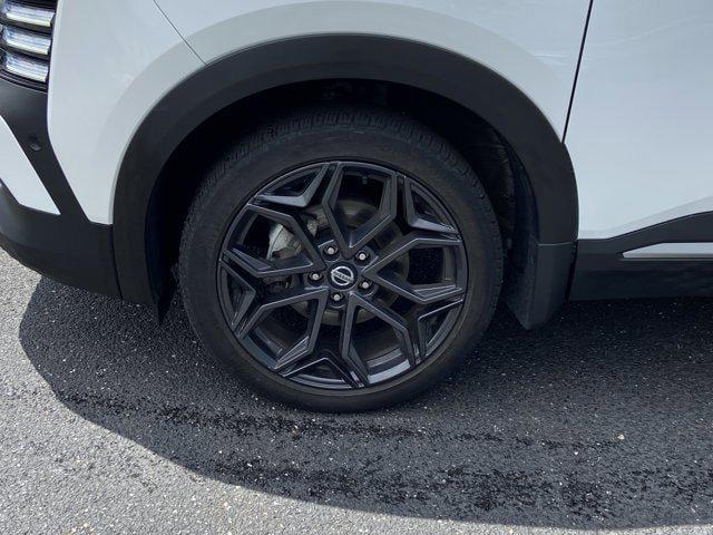 2025 Nissan Kicks SR Intelligent AWD
