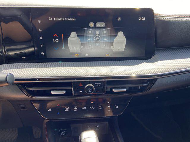 2025 Nissan Kicks SR Intelligent AWD