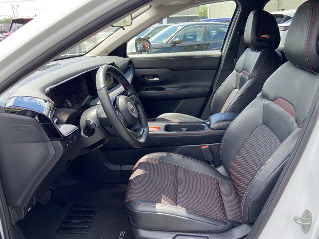 2025 Nissan Kicks SR Intelligent AWD