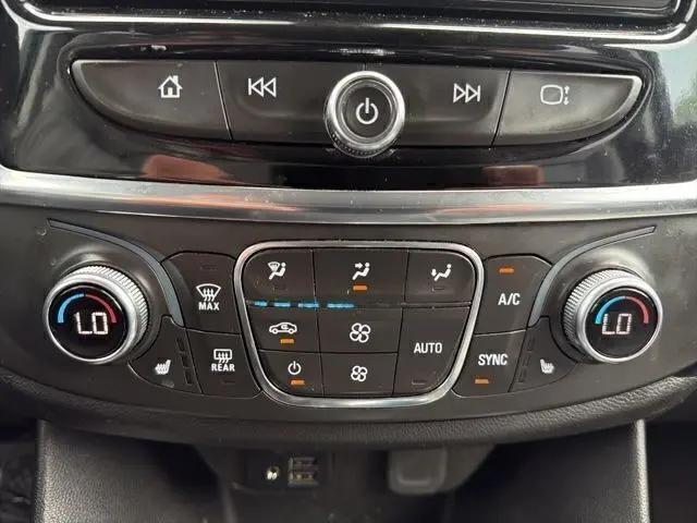 2021 Chevrolet Traverse FWD LT Leather