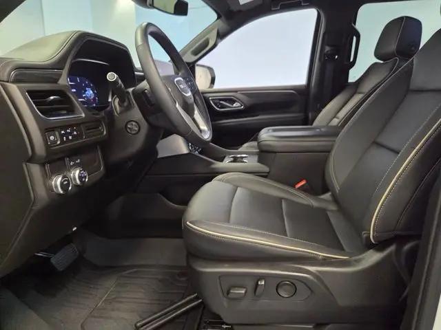 2024 GMC Yukon XL 2WD SLT
