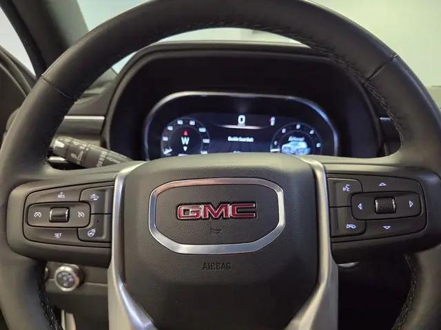 2024 GMC Yukon XL 2WD SLT