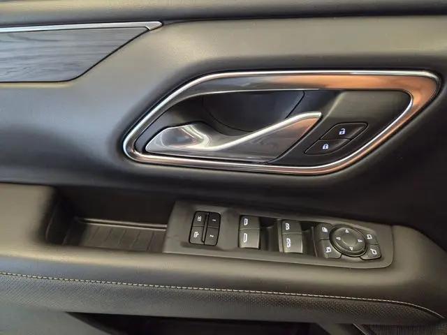 2024 GMC Yukon XL 2WD SLT
