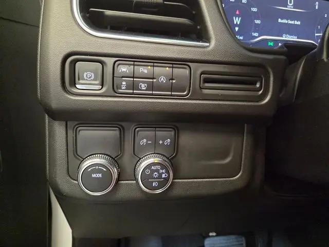 2024 GMC Yukon XL 2WD SLT