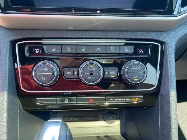2022 Volkswagen Atlas Cross Sport 3.6L V6 SEL Premium R-Line