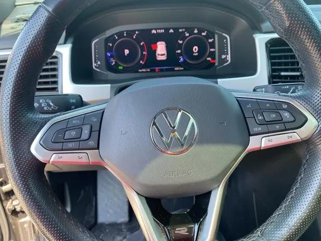 2022 Volkswagen Atlas Cross Sport 3.6L V6 SEL Premium R-Line