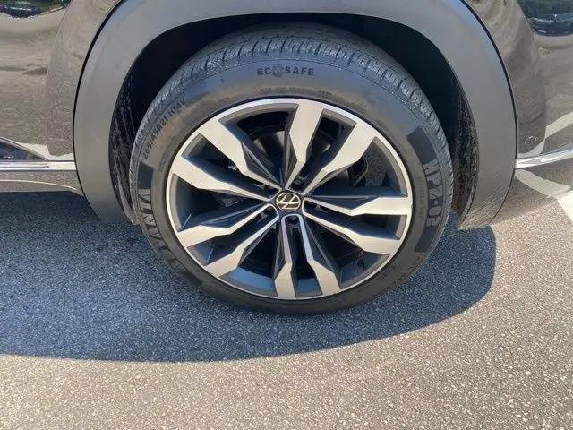 2022 Volkswagen Atlas Cross Sport 3.6L V6 SEL Premium R-Line