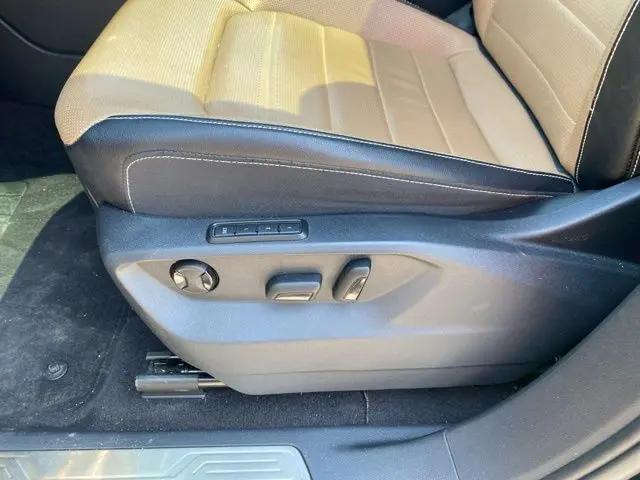 2022 Volkswagen Atlas Cross Sport 3.6L V6 SEL Premium R-Line