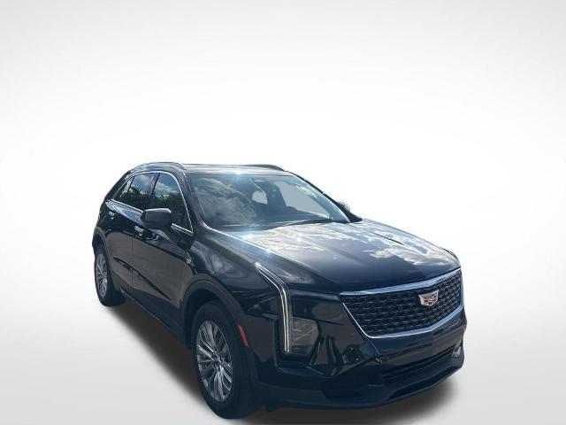 2025 Cadillac XT4 FWD Premium Luxury