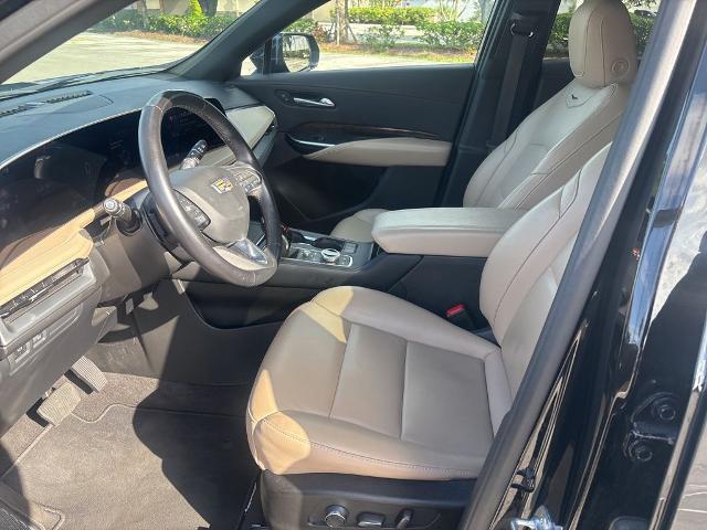 2025 Cadillac XT4 FWD Premium Luxury