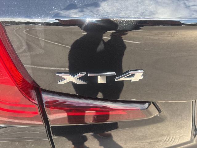2025 Cadillac XT4 FWD Premium Luxury