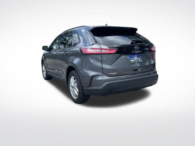 2021 Ford Edge SE