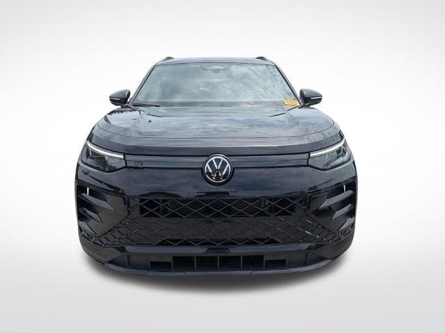 2025 Volkswagen Tiguan 2.0T SE R-Line Black