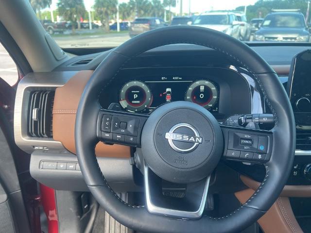 2025 Nissan Pathfinder Platinum FWD