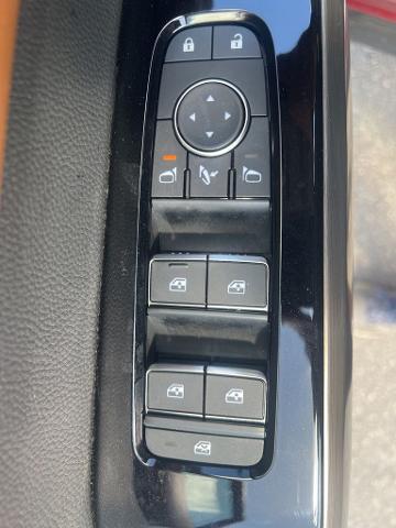 2025 Nissan Pathfinder Platinum FWD