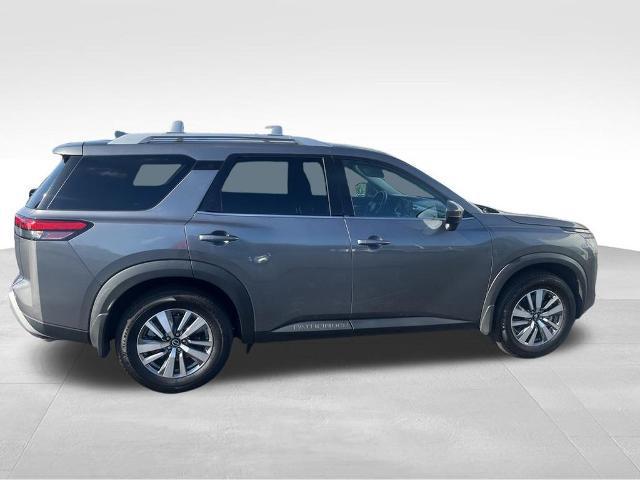 2024 Nissan Pathfinder SL 4WD