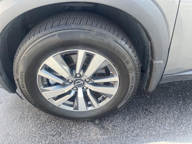 2024 Nissan Pathfinder SL 4WD