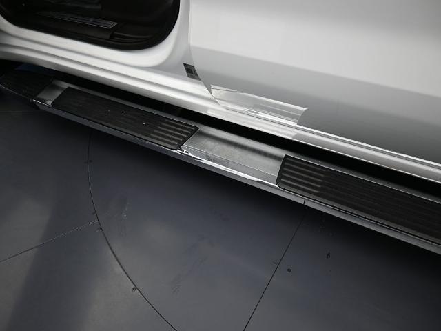 2023 Chevrolet Silverado 1500 2WD Crew Cab Short Bed LT