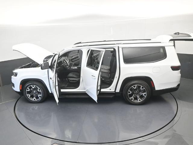 2023 Jeep Wagoneer Series III 4x4