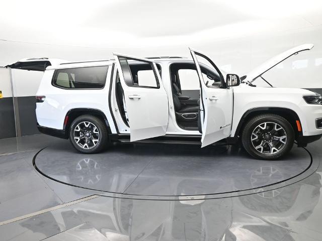 2023 Jeep Wagoneer Series III 4x4