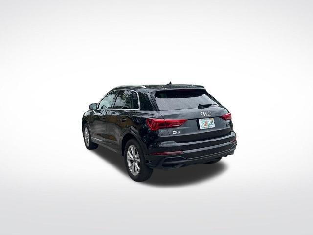 2025 Audi Q3 Premium 45 TFSI S line quattro Tiptronic