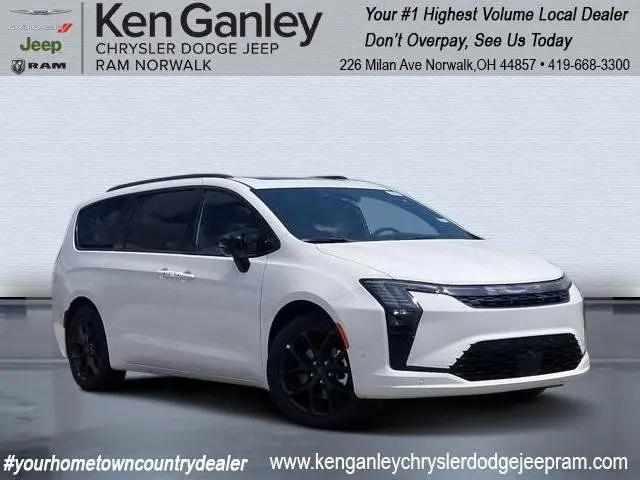 2027 Chrysler Pacifica Limited for sale in Norwalk, OH