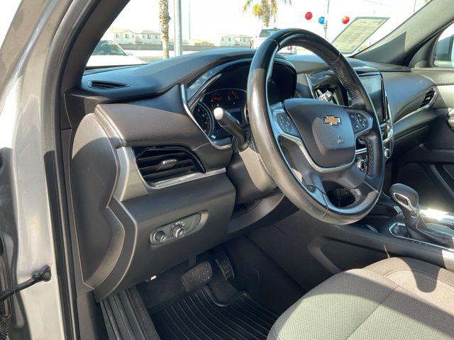 2023 Chevrolet Traverse FWD LT Cloth