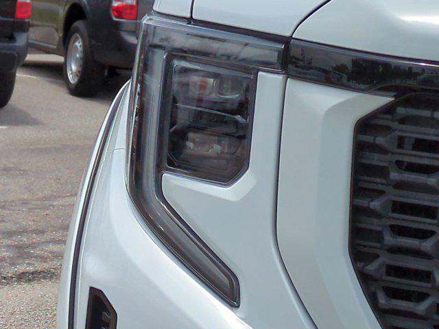 2024 GMC Sierra 1500 4WD Crew Cab Short Box Elevation with 3SB