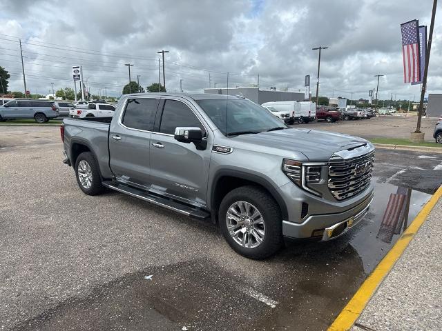 2025 GMC Sierra 1500 4WD Crew Cab Short Box Denali