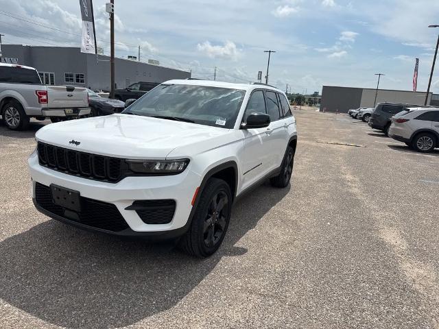 2023 Jeep Grand Cherokee Altitude 4x4