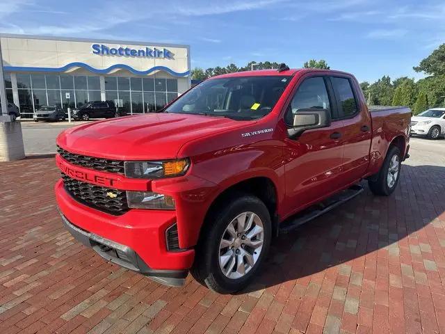 2020 Chevrolet Silverado 1500 4WD Double Cab Standard Bed Custom