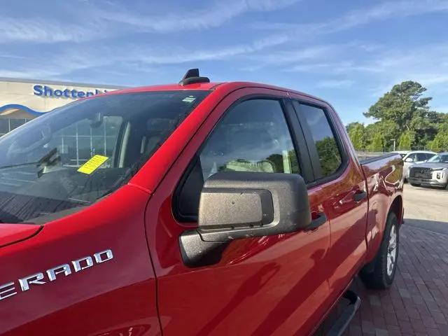 2020 Chevrolet Silverado 1500 4WD Double Cab Standard Bed Custom