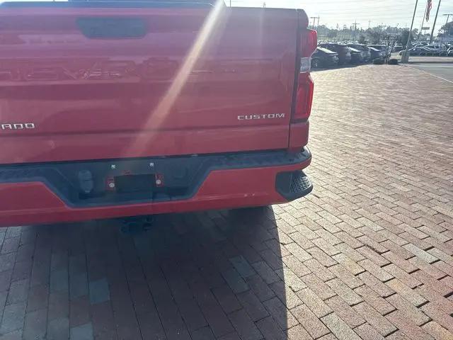 2020 Chevrolet Silverado 1500 4WD Double Cab Standard Bed Custom