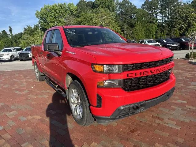 2020 Chevrolet Silverado 1500 4WD Double Cab Standard Bed Custom