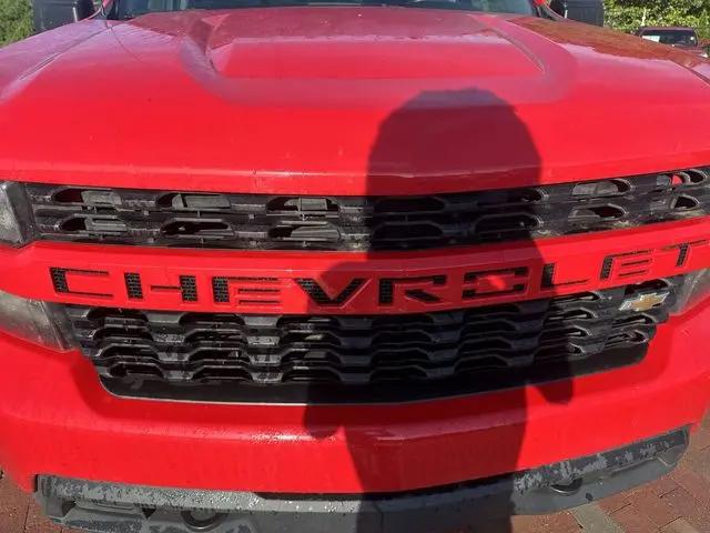 2020 Chevrolet Silverado 1500 4WD Double Cab Standard Bed Custom