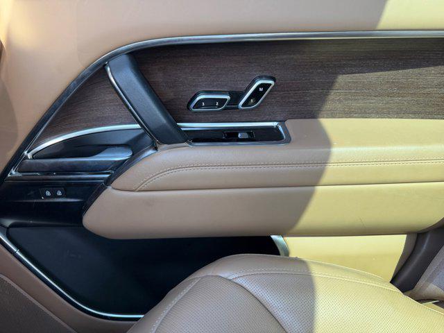 2023 Land Rover Range Rover P530 SE