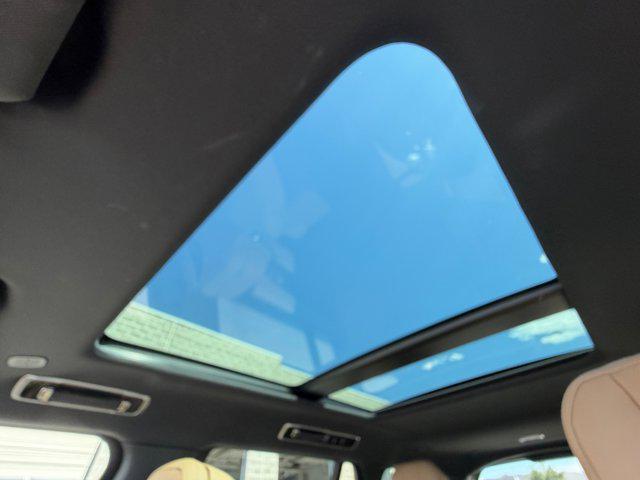 2023 Land Rover Range Rover P530 SE