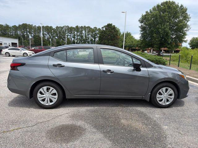 2021 Nissan Versa S Xtronic CVT