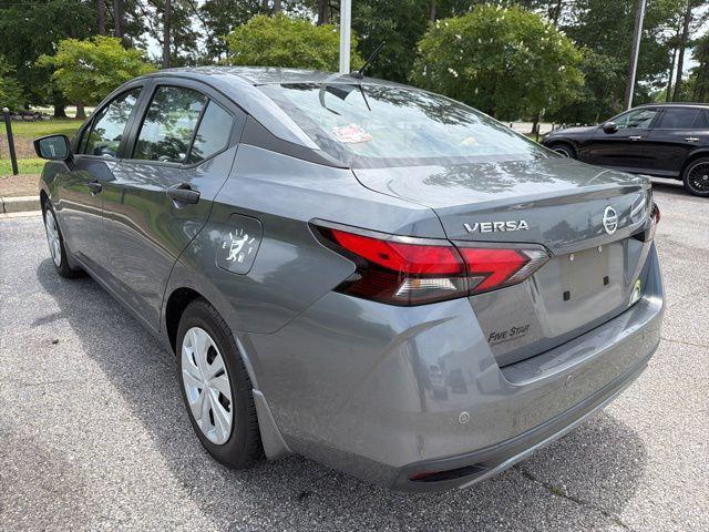 2021 Nissan Versa S Xtronic CVT