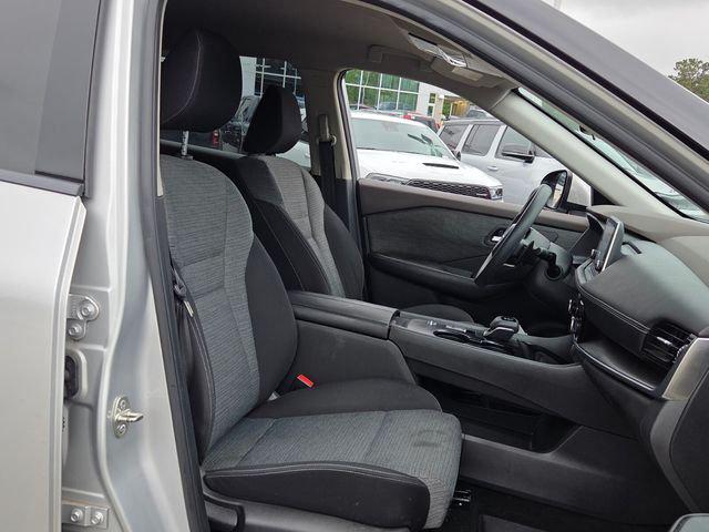 2021 Nissan Rogue SV FWD