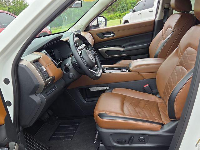 2024 Nissan Pathfinder Platinum 4WD