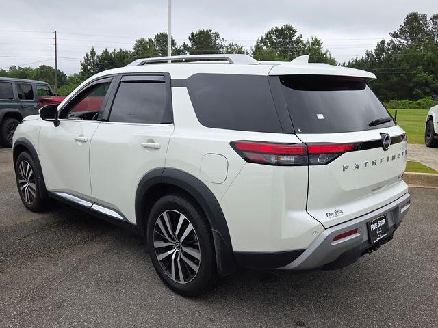 2024 Nissan Pathfinder Platinum 4WD