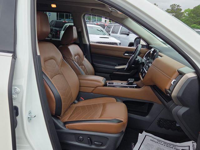 2024 Nissan Pathfinder Platinum 4WD