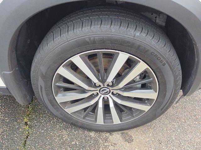 2024 Nissan Pathfinder Platinum 4WD