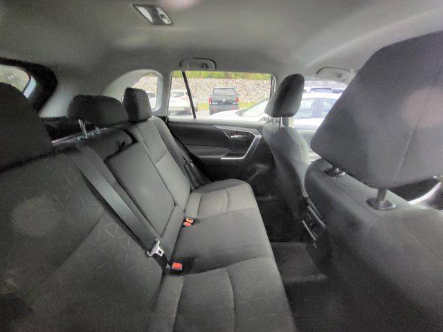 2021 Toyota RAV4 XLE FWD